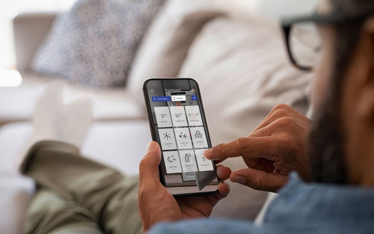 Liebherr C7540IM Your Liebherr May Well Be Standing In The Kitchen - But If You Want, It Can Also Be Connected To The Internet At Any Time. The Integrated Smartdevicebox Opens The Door To All The Smart Home Benefits. Simply Plug It In, Switch It On And Connect Your L