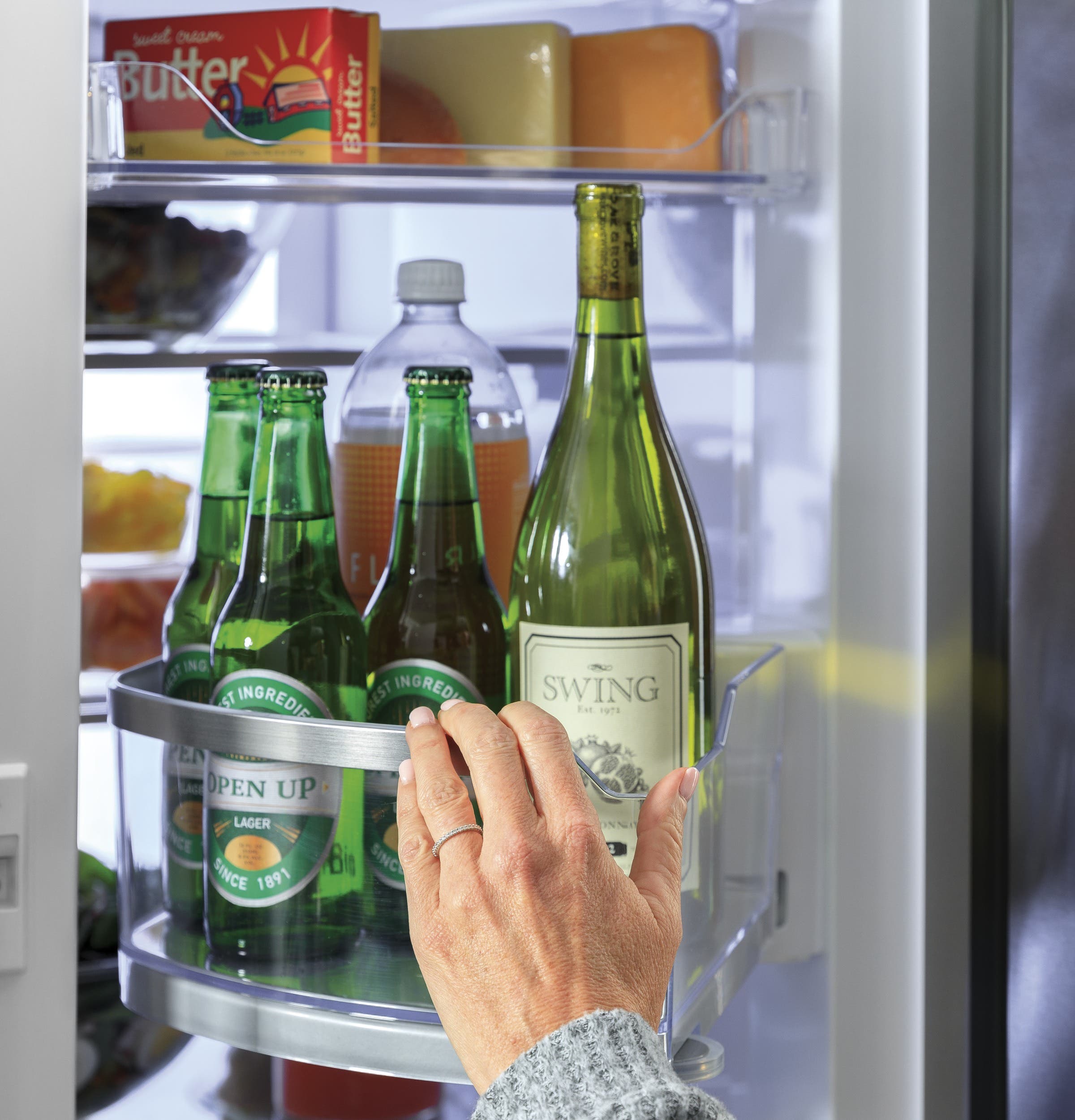 GE PXD22BYPFS Door-in-door Storage