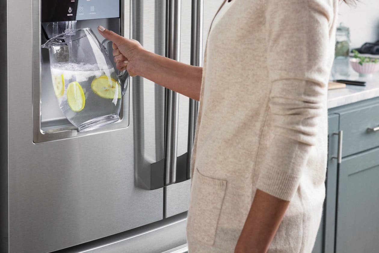 Frigidaire ULTRAWF Make Safe Water Second Nature