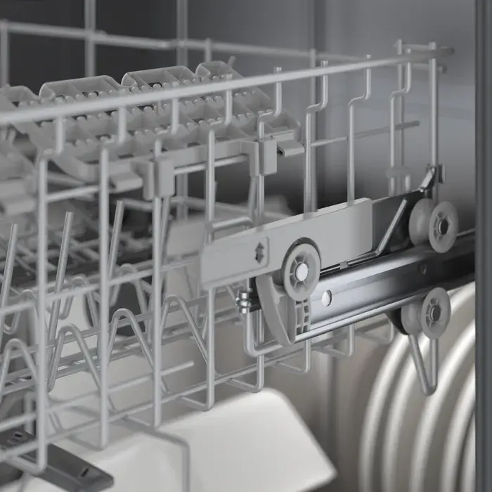 Bosch SHP53EM2N Easyglide⢠Rack System For A Smooth Glide