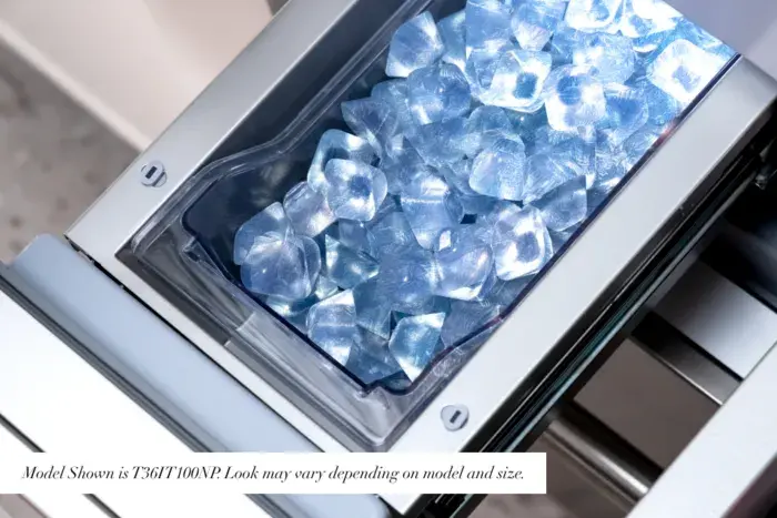 Thermador T42BT122NS Diamond Shaped Ice For Elevated Beverages