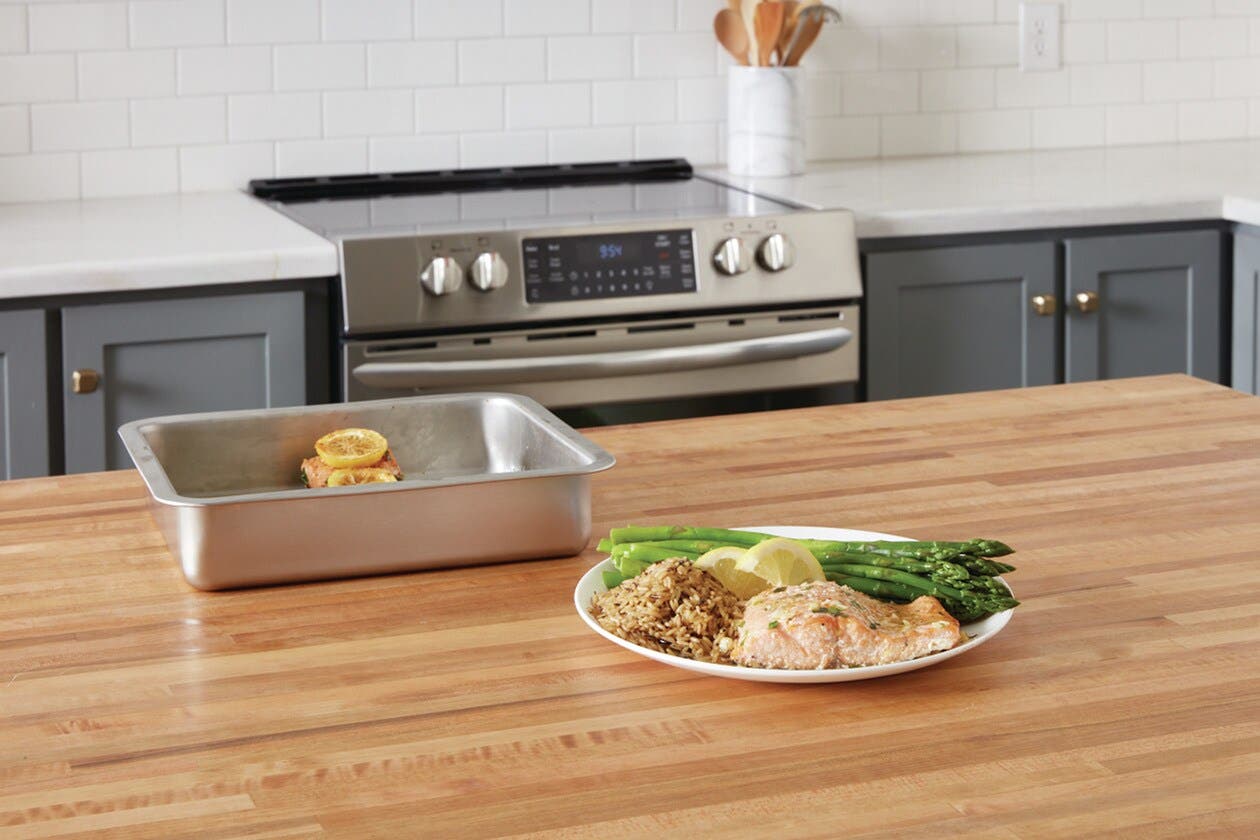 Electrolux 5304525118 Bpa Free, Food Safe Pan