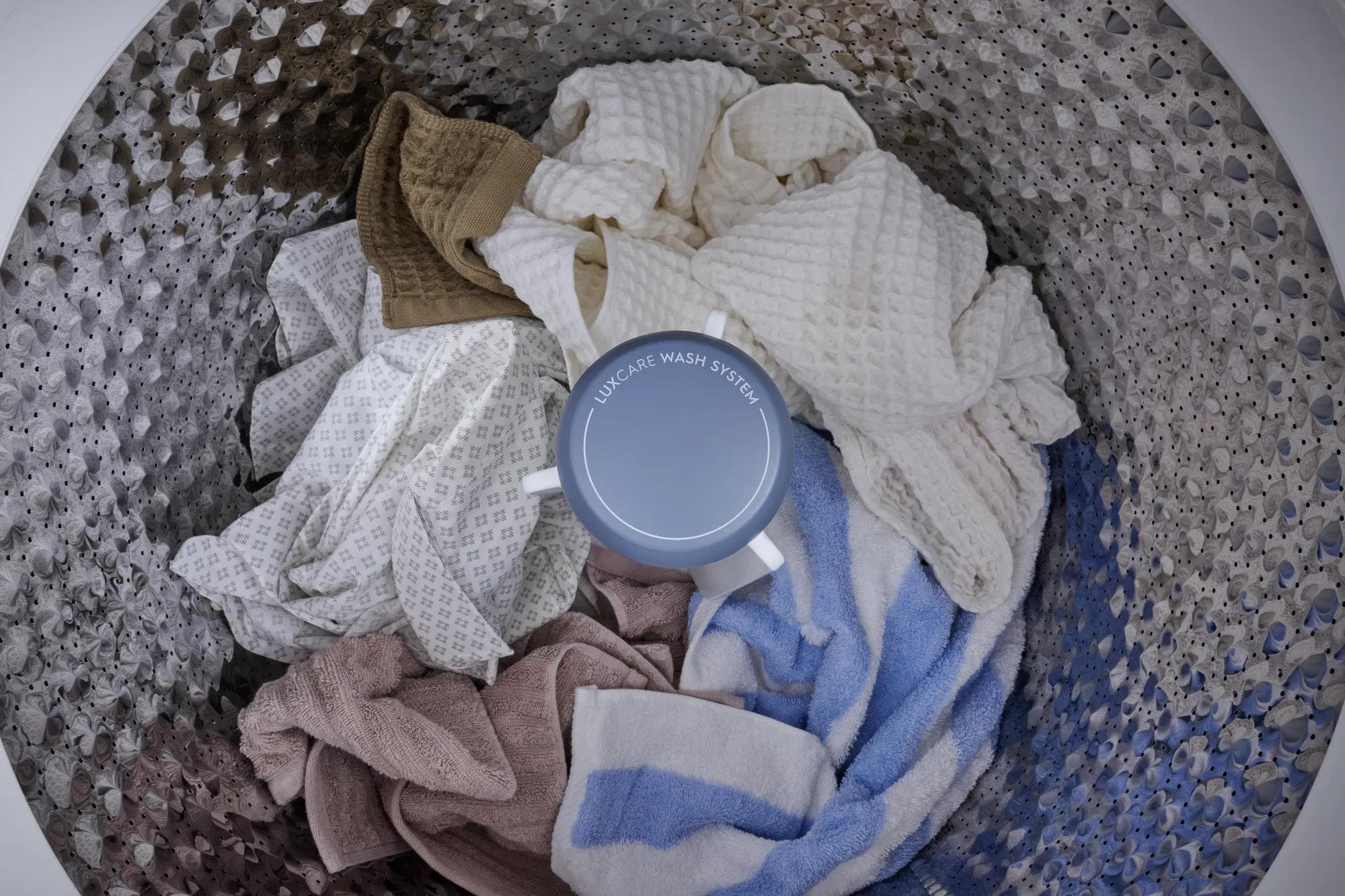 Electrolux ELVW7405AW Luxcare® Wash System