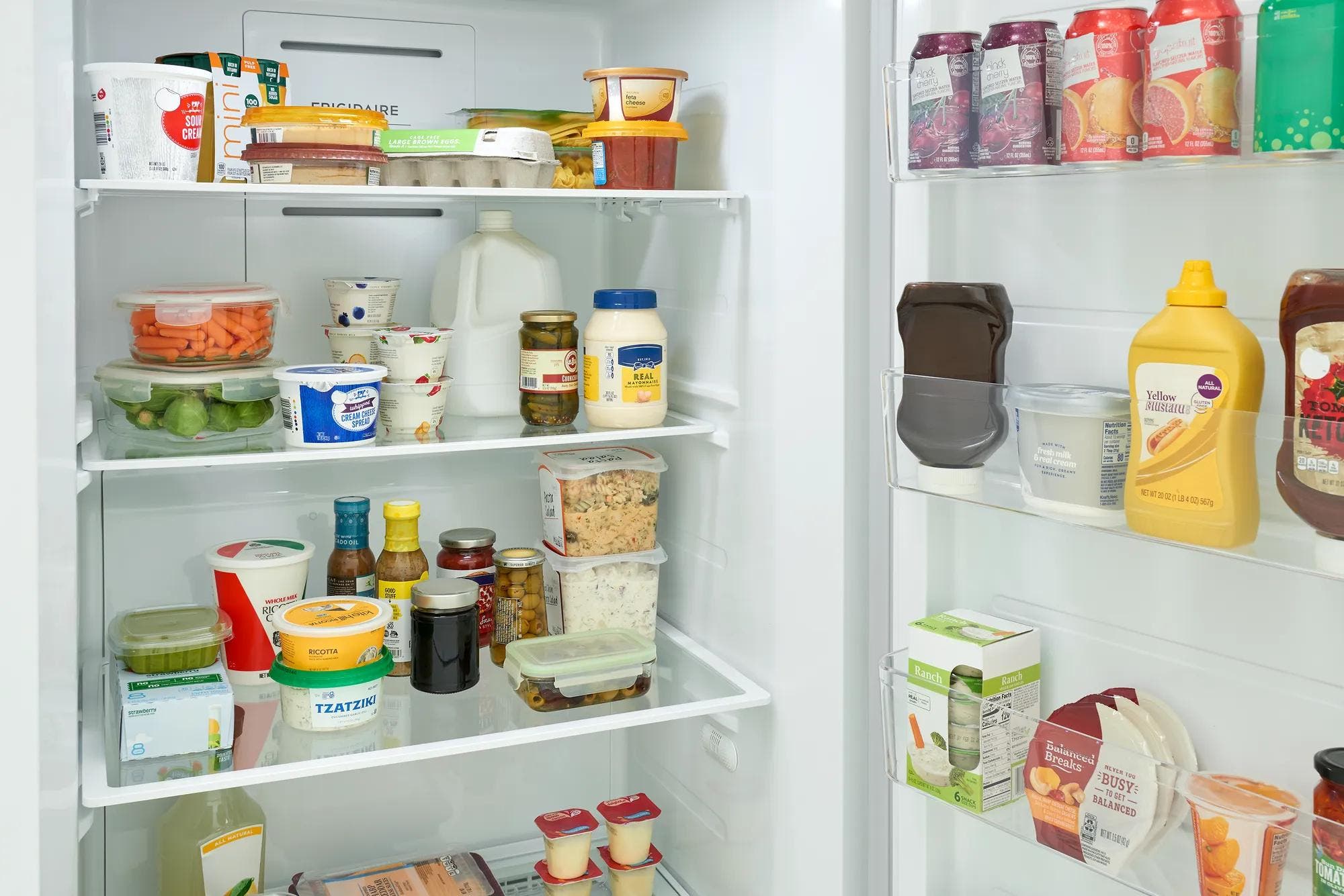 Frigidaire FFUE1836AW Flexible Interior Organization System