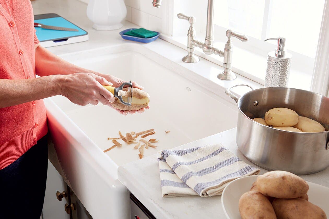 Frigidaire 10FFKITC02 Safe For Sinks & Garbage Disposals