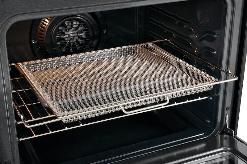 Frigidaire FGGH3047VF Optional ReadyCook Air Fry Tray