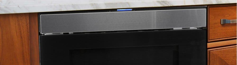 Sharp SMD2480CS Designed To Give Your Kitchen the Attention It Deserves