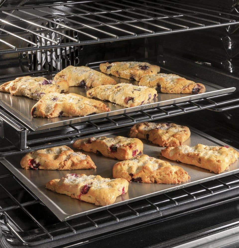 Cafe CGS750M2NS5 Create Dinners And Desserts At The Exact Same Time