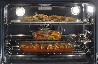 Frigidaire FGEW3065PF One-Touch Keep Warm Setting