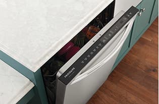 Frigidaire FGID2466QD Stay-put Door