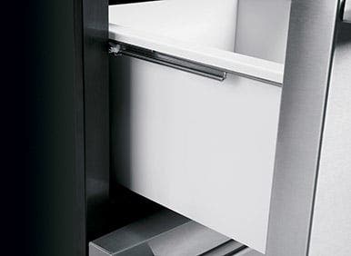 Electrolux EI24RD10QS Luxury Glide System