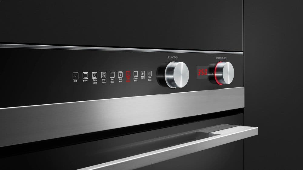 Fisher Paykel OB30SCEPX3N Cooking Flexibility