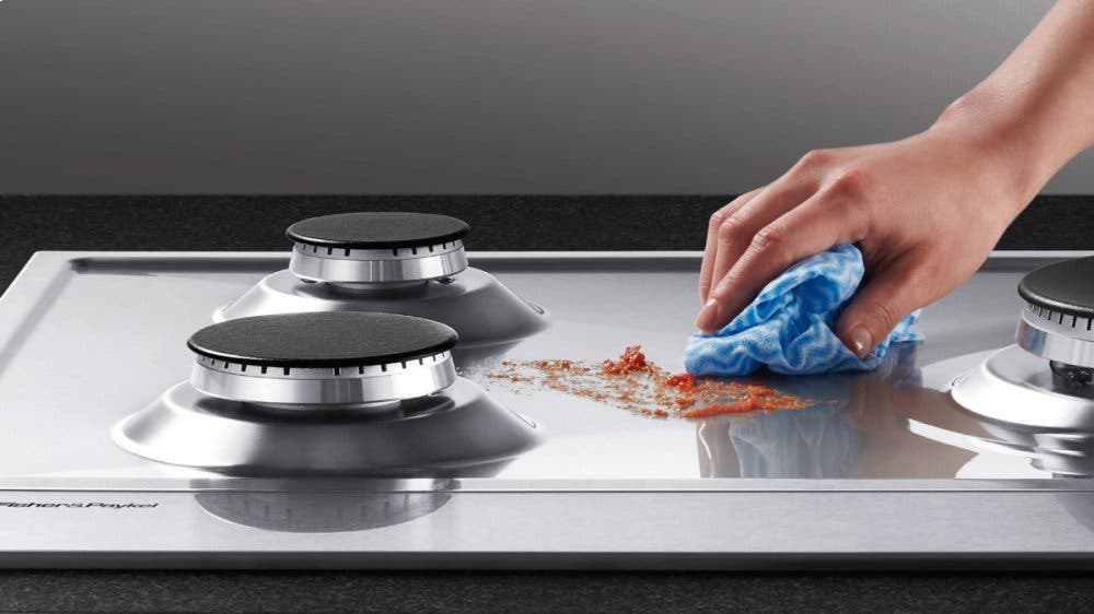 Fisher Paykel CG244DLPX1 Easy cleaning