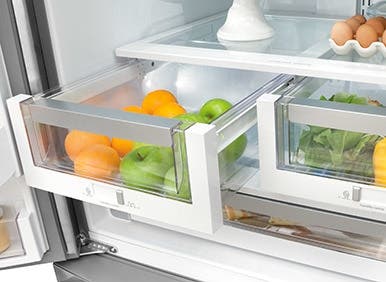Electrolux EI23BC80KS Luxury-Close(TM) Humidity-Controlled Crisper Drawers