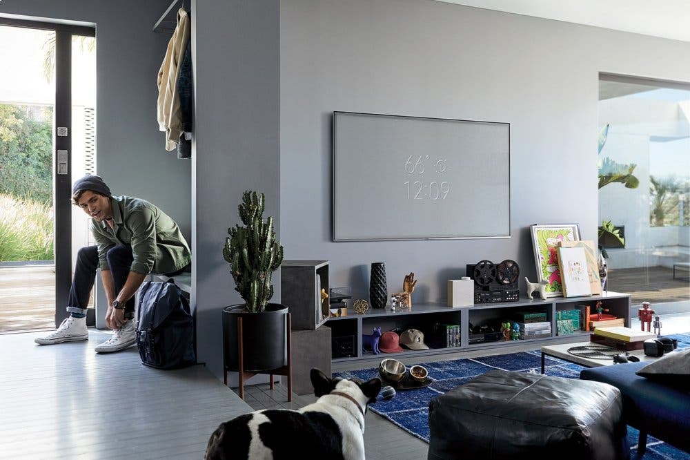 Samsung Electronics QN82Q6FNAFXZA Amazing picture with minimal clutter