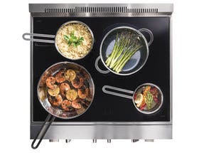 Blomberg BIRP34450SS Extra-large Cooking Zone