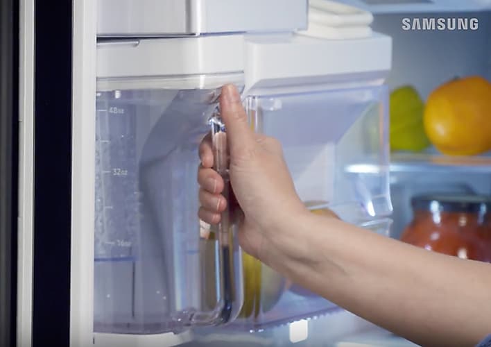 Samsung RF23M8090SG Auto Fill Pitcher