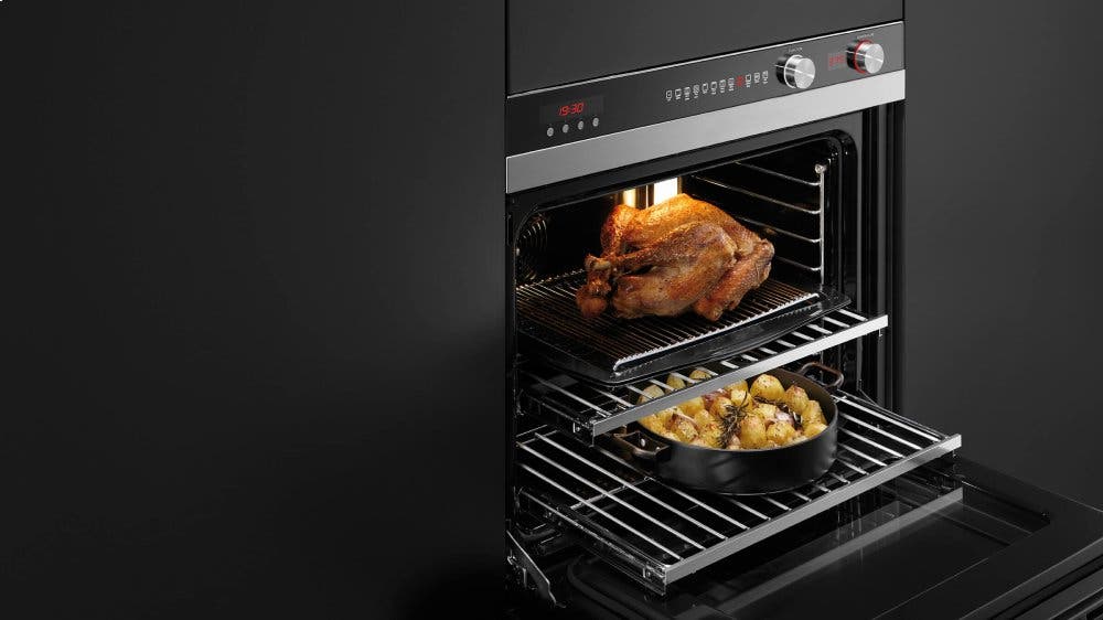 Fisher Paykel OB30STEPX3N Even Cooking