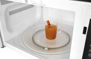 Frigidaire FFCM0724LW Large Glass Turntable