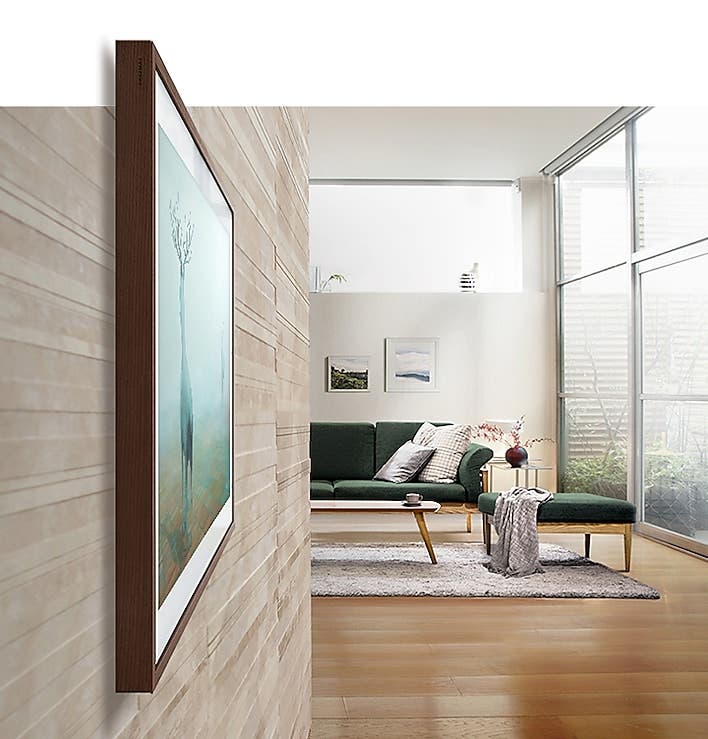 Samsung Electronics UN55LS03NAFXZA The Frame hangs flush to the wall*
