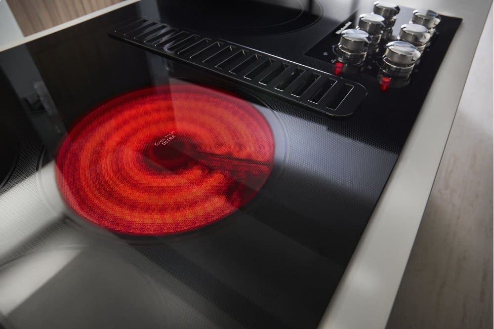 KitchenAid KCED600GBL 10 Inch Even-heat Ultra Element With Simmer Setting