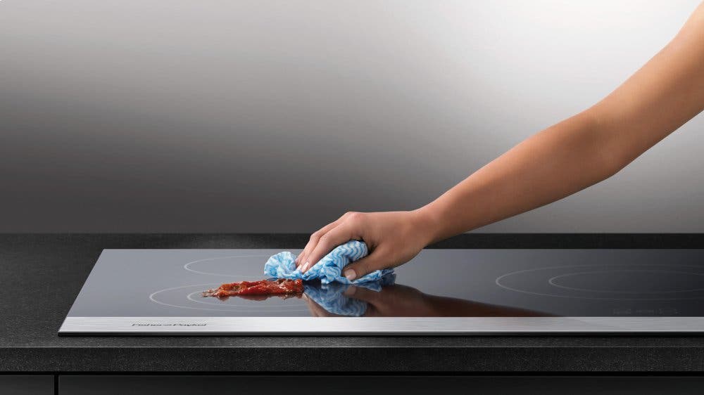 Fisher Paykel CE365DBX1N Easy to clean