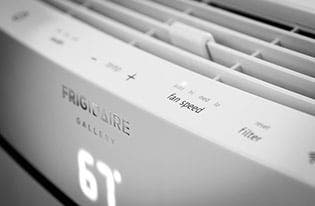 Frigidaire FGRC1244T1 Multi-Speed Fan