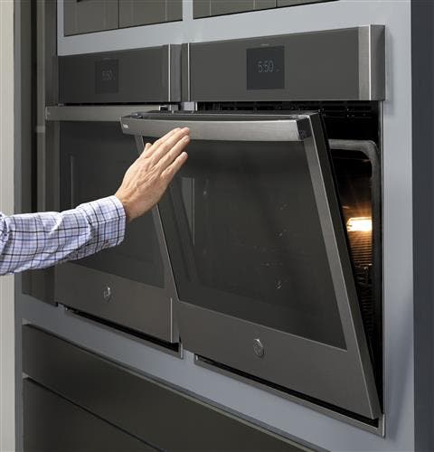 GE PTD9000SNSS Soft-close Door