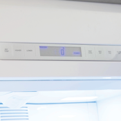 Viking VCBB5363ELSS Pro Chill Temperature Management