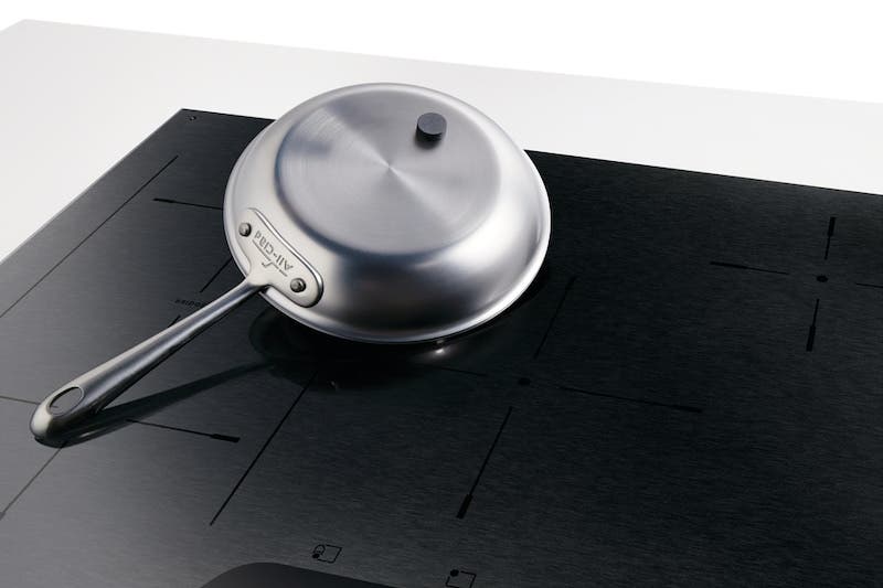 Frigidaire FGIC3666TB Cookware Compatibility