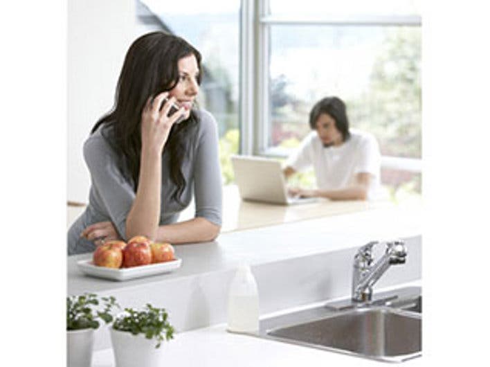 Samsung DW80J7550UB Virtually Silent Wash Cycles