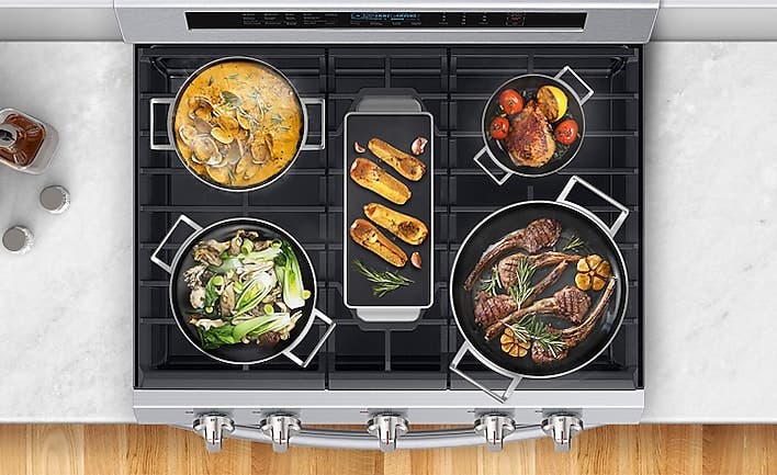 Samsung NX58M6630SS Powerful, Flexible Cooktop