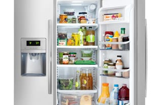 ふりこページ Frigidaire 26-cu ft Side-by-Side Refrigerator with Ice Maker