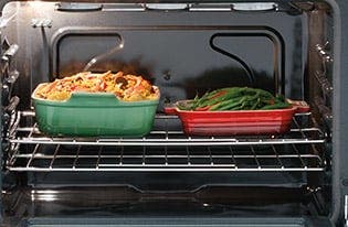 Frigidaire FFEW2725PB Even Baking Technology