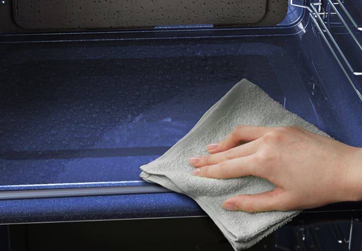 Samsung NV31T4551SS Hands-off Cleaning