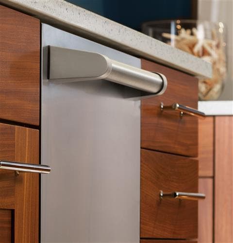 Monogram ZDT975SIJII Flush Installation Capability