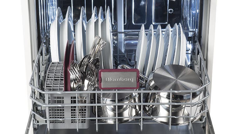 Blomberg DW51600FBI Sliding Cutlery Basket