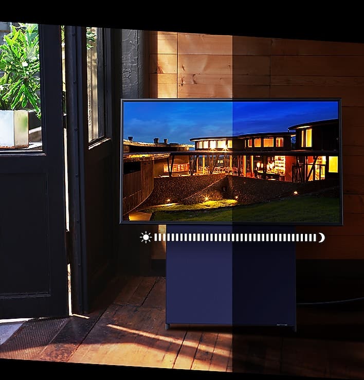 Samsung Electronics QN43LS05TAFXZA Surroundings Change, Picture Stays Perfect