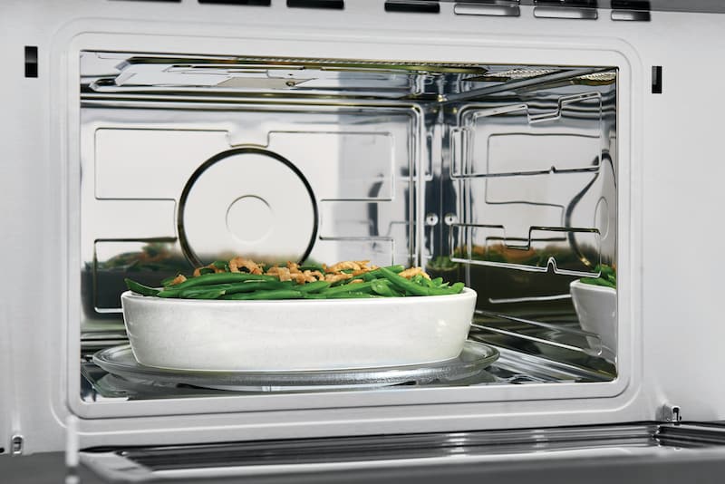 Frigidaire FGMO3067UD Fits-More Microwave