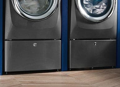 Electrolux EPWD157STT Touch-2-Open Drawers provide easy access