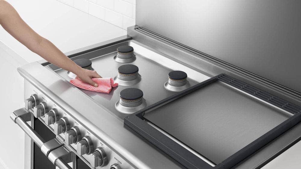 DCS RGV2486GLN Easy to Clean