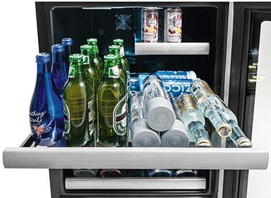 Electrolux EI24BC10QS Luxury-Glide Shelves