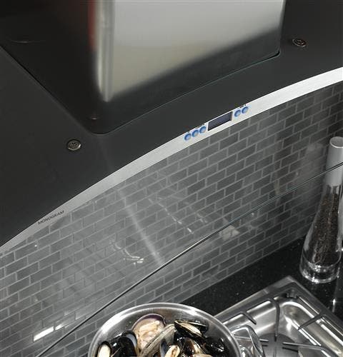 Monogram ZV925SLSS Powerful Ventilation