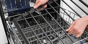 Dishwasher-Safe Full-Width, Cast-Iron Grates