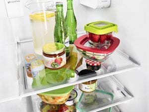 Whirlpool WRS321SDHB Frameless Glass Shelves
