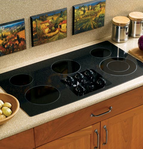 GE JP655BMBB Black