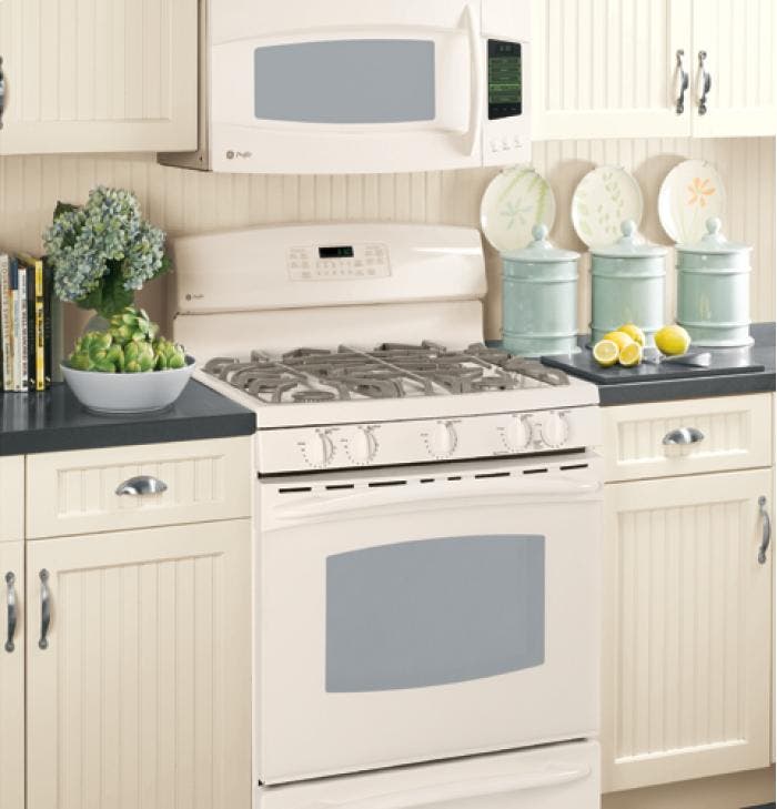 GE PGB908DEMCC Bisque