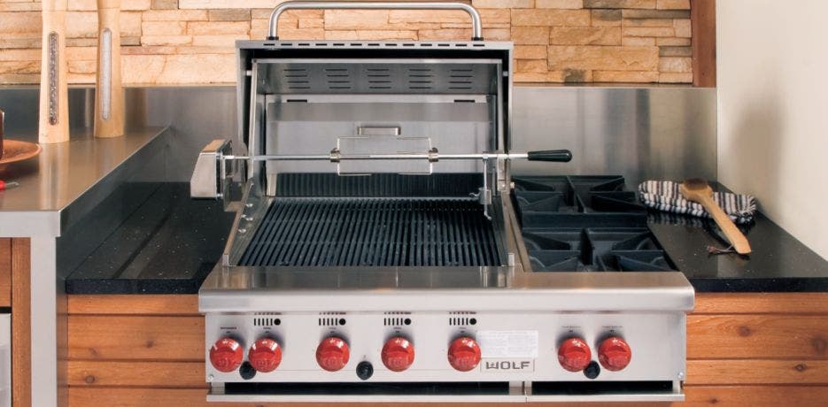 Wolf BBQ242BI 24" Built-In Gas BBQ Grill