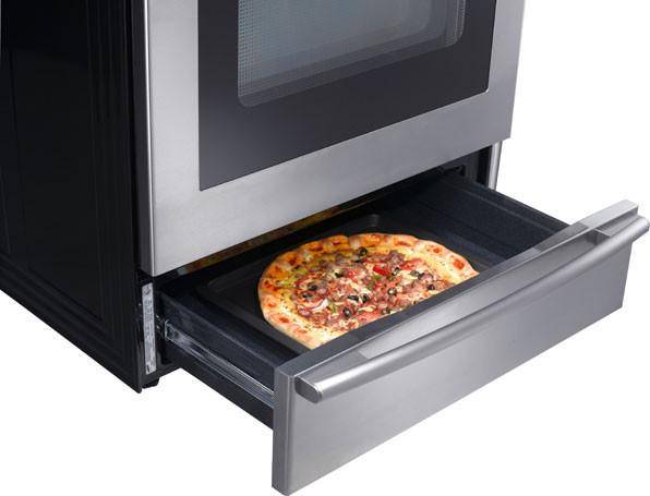Samsung FTQ386LWUX 30" Freestanding Electric Range