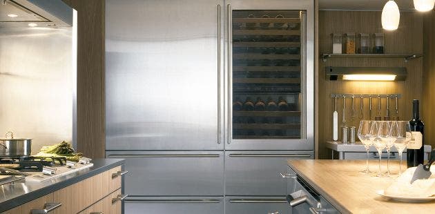 Sub Zero 736TCI With Automatic Ice Maker